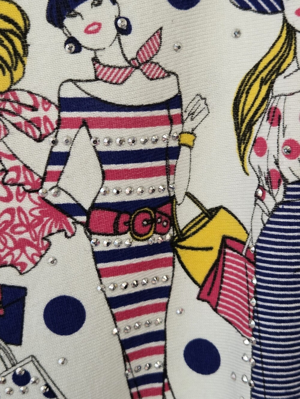 Mesh+lace White Polka Dot Graphic Tee with Fashion Girl Print - Picture 5 of 7
